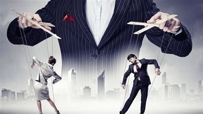 رواية وسقطت بين يديه بقلم مي علاء